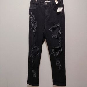 Vibrant Black High Rise Distressed Mom Jeans 7 NEW